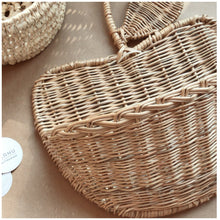 Load image into Gallery viewer, MIKANU APPLE WALL BASKET