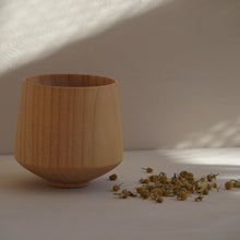 Load image into Gallery viewer, MIKANU AKI TEA MUG