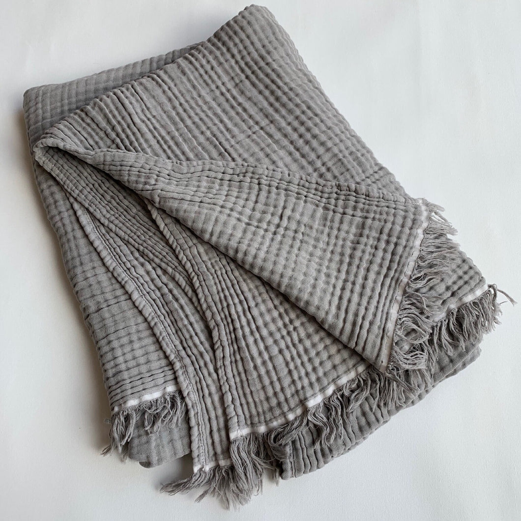 MIKANU SPECIAL OFFER - CRINKLE THROW